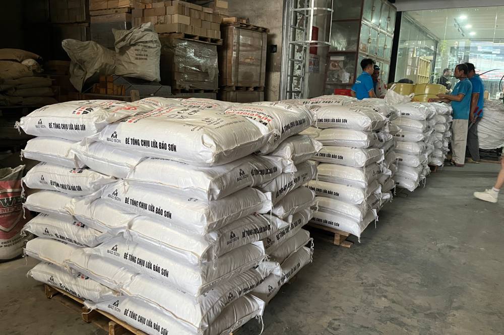 Bê tông chịu lửa tại kho Bảo Sơn